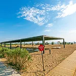 Paradise Town Orchard 别墅 贝莱克