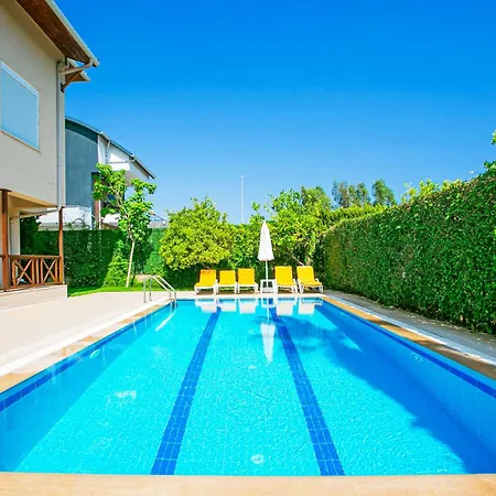 Paradise Town Orchard Villa *