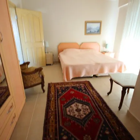 Willa Paradise Town Orchard *